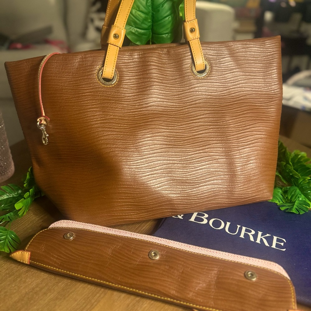 Dooney & Bourke Large Brown Leather Shopper Tote Shoulder Bag